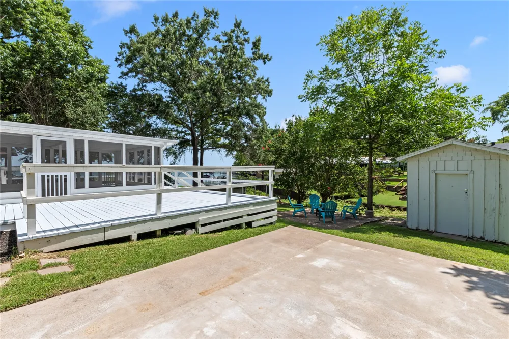110 Henderson Harbor Circle Payne Springs, TX 75156