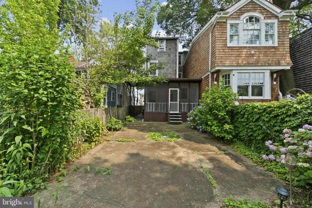 111 CONDUIT STREET Annapolis, MD 21401