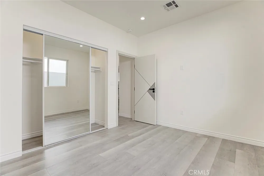 7858 Kyle Sunland, CA 91040