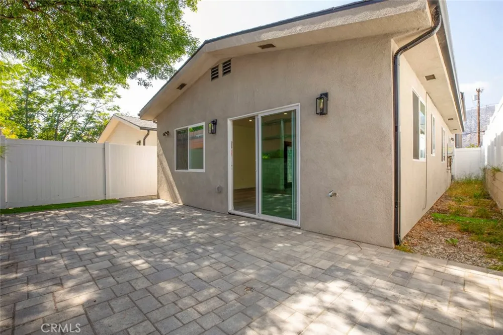 7858 Kyle Sunland, CA 91040