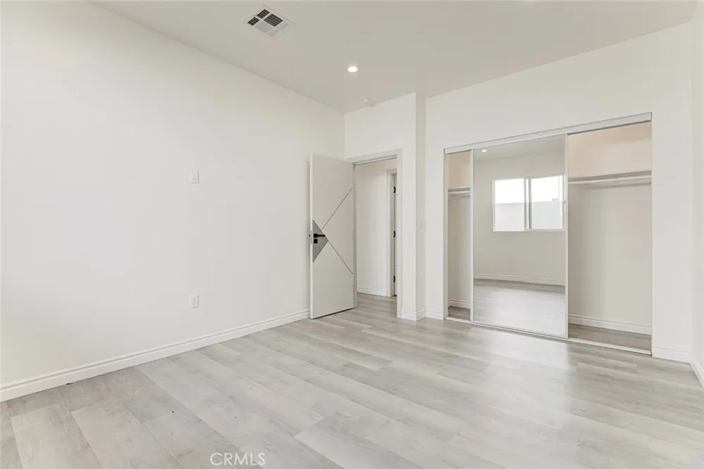 7858 Kyle Sunland, CA 91040
