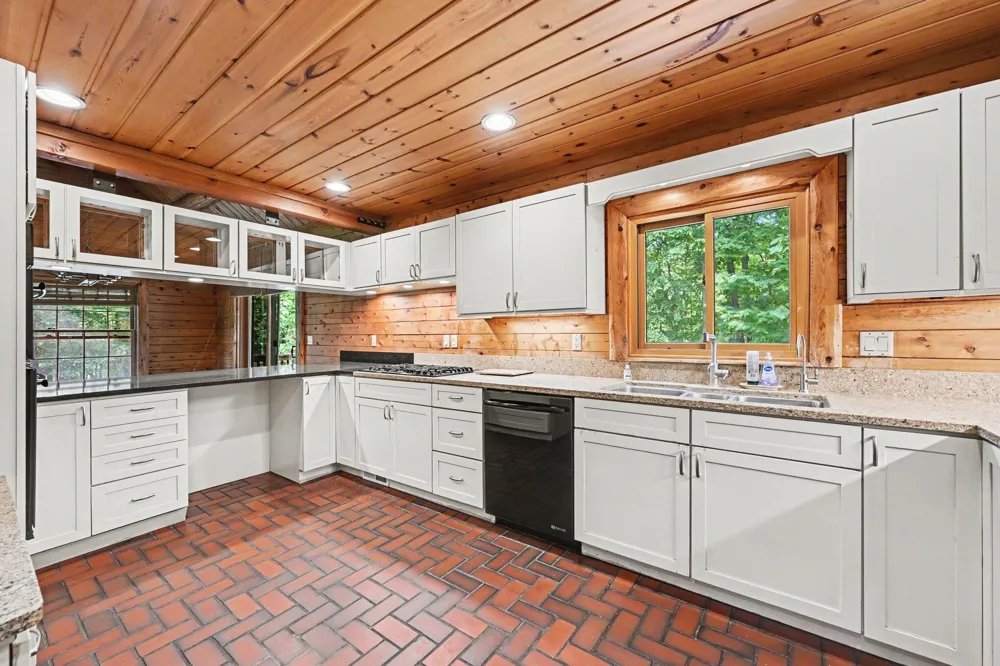 4410 Earhart Road Ann Arbor Charter Township, MI 48105