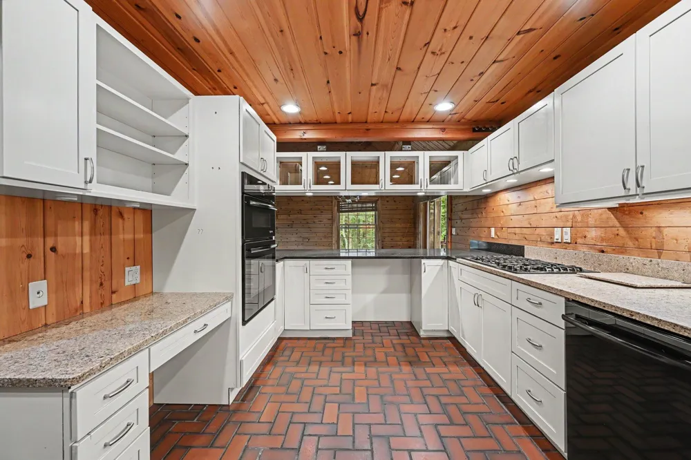 4410 Earhart Road Ann Arbor Charter Township, MI 48105