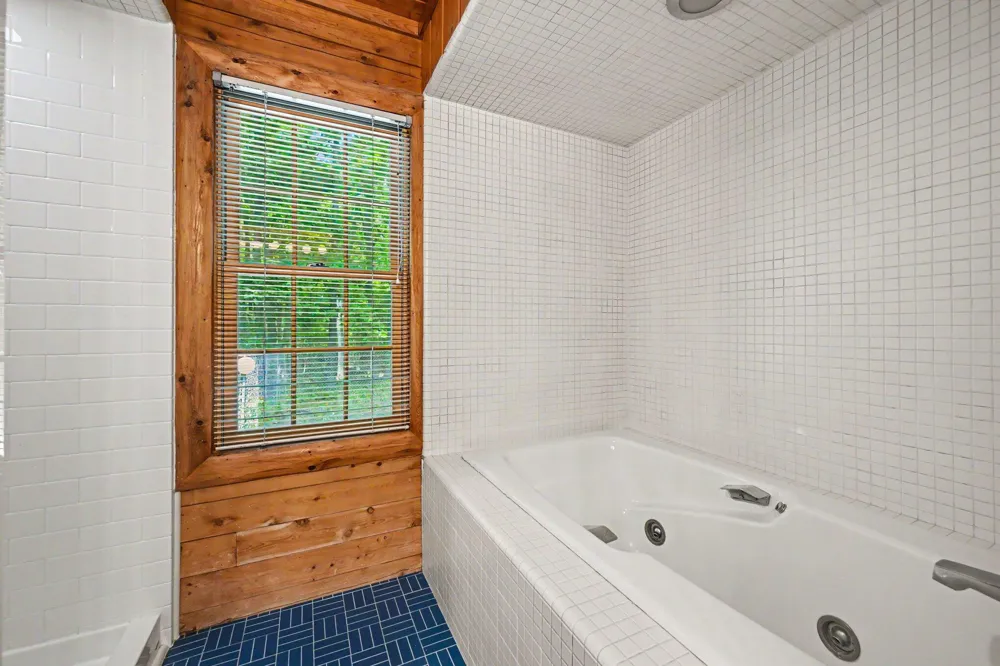 4410 Earhart Road Ann Arbor Charter Township, MI 48105
