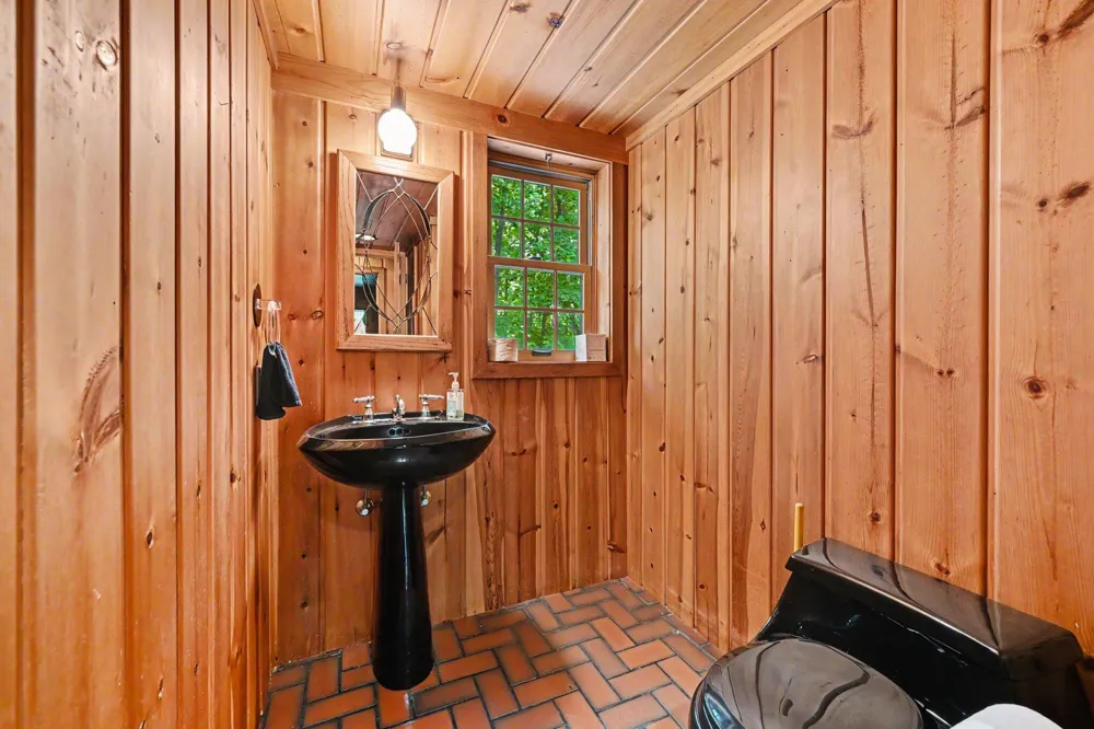 4410 Earhart Road Ann Arbor Charter Township, MI 48105