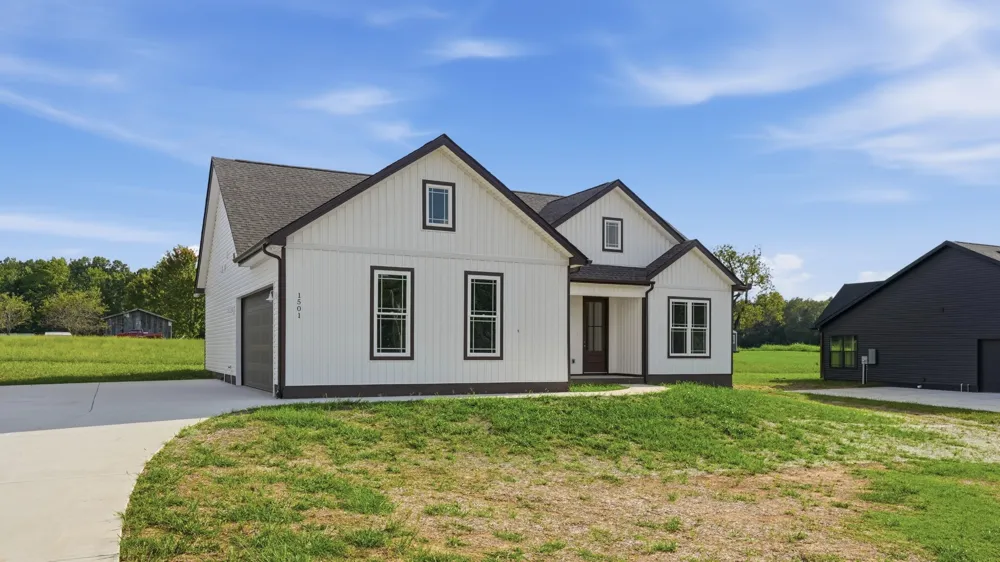 1501 Smartt Station Rd Morrison, TN 37357
