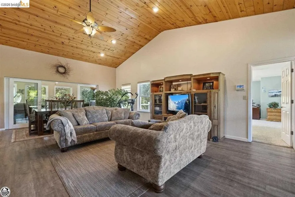 20883 Lynn Lane Sonora, CA 95370