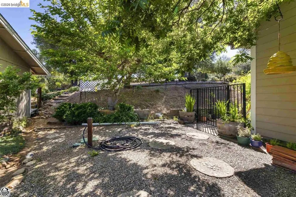 20883 Lynn Lane Sonora, CA 95370