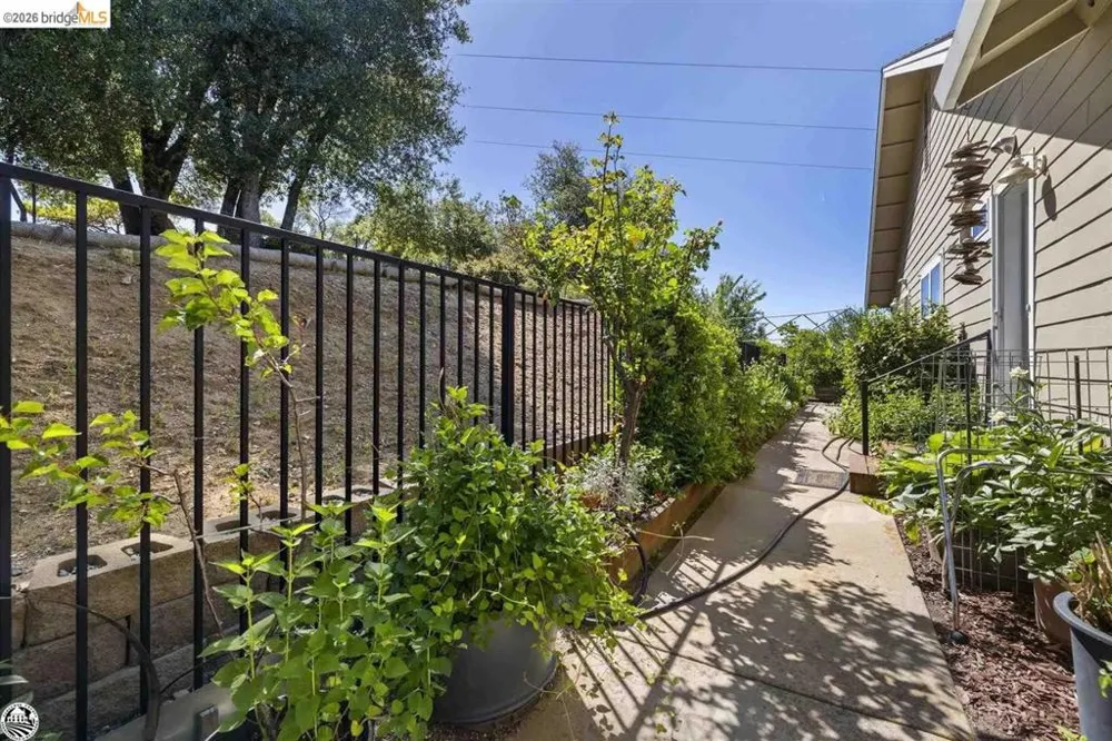 20883 Lynn Lane Sonora, CA 95370