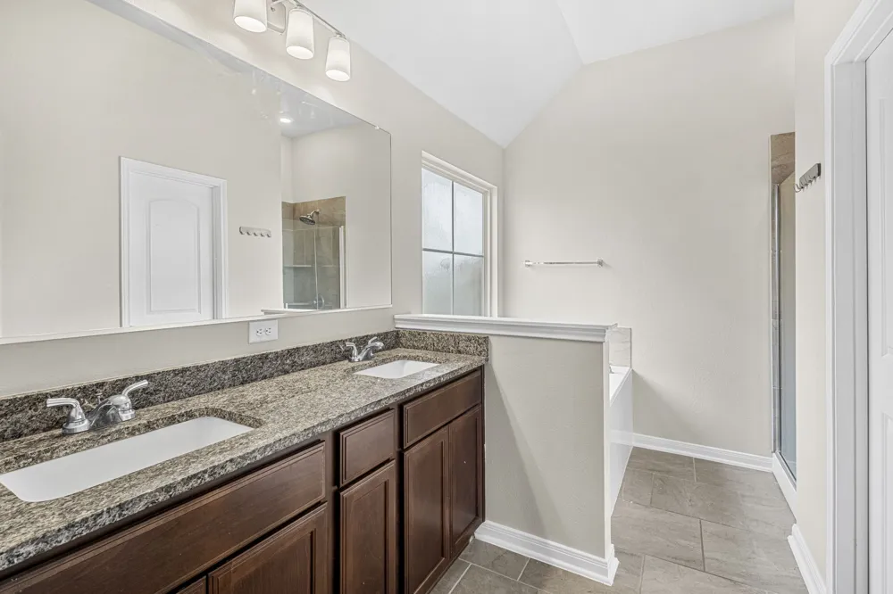 5338 Lancaster Drive Belton, TX 76513