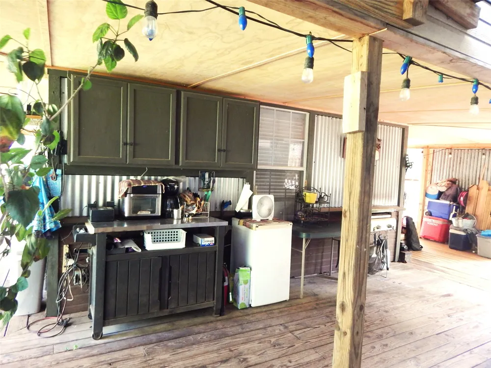 8909 FM 1795 Big Sandy, TX 75755