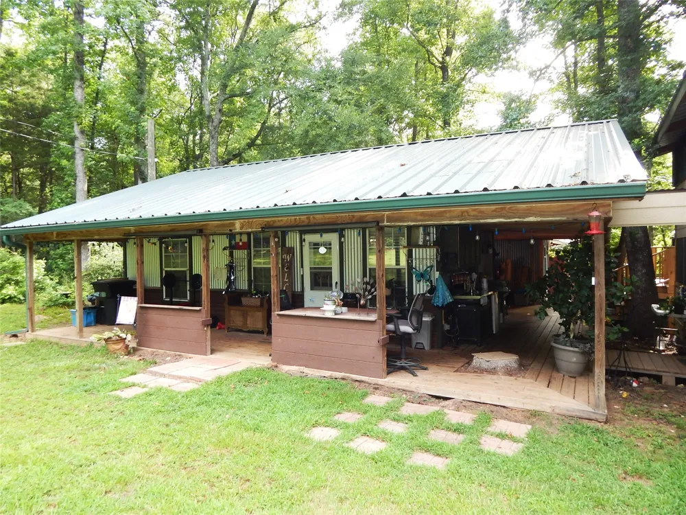 8909 FM 1795 Big Sandy, TX 75755