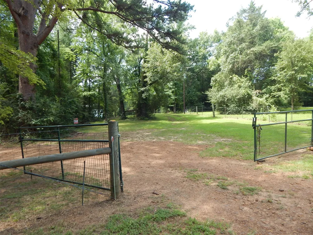 8909 FM 1795 Big Sandy, TX 75755
