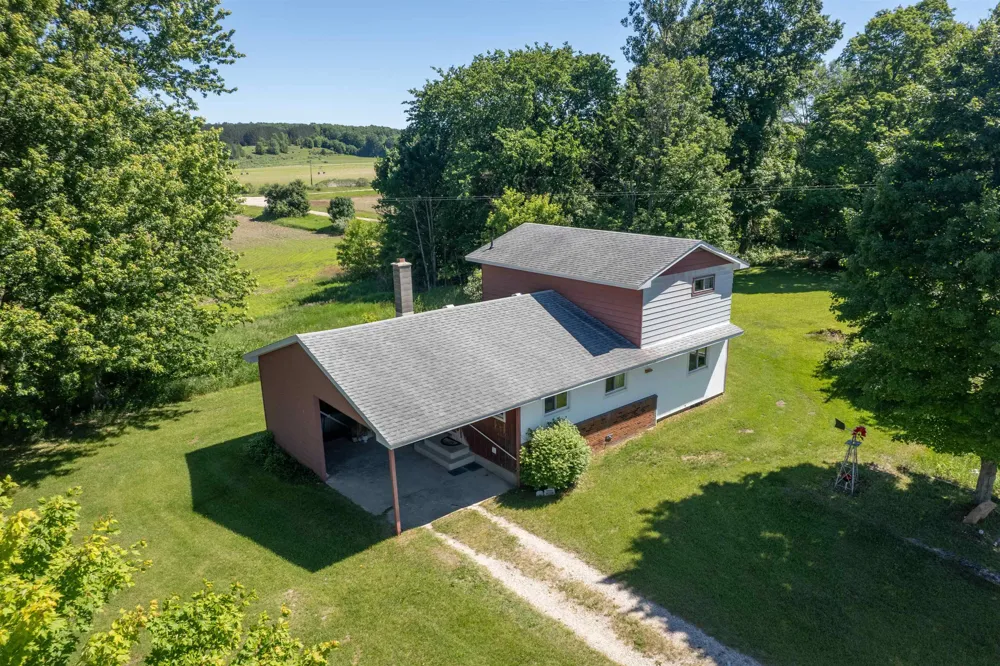 3102 S 9 ROAD Slagle Township, MI 49638