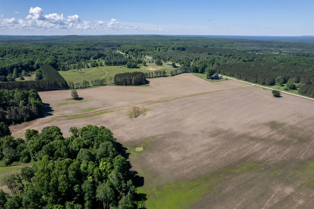 3102 S 9 ROAD Slagle Township, MI 49638