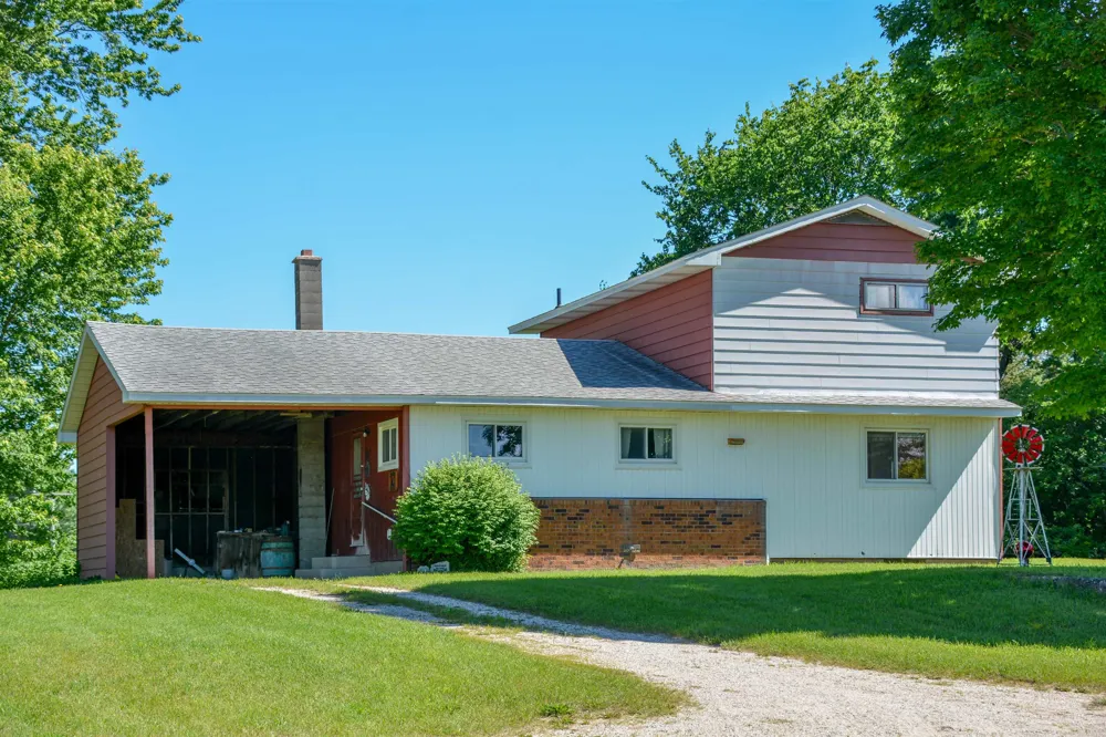 3102 S 9 ROAD Slagle Township, MI 49638