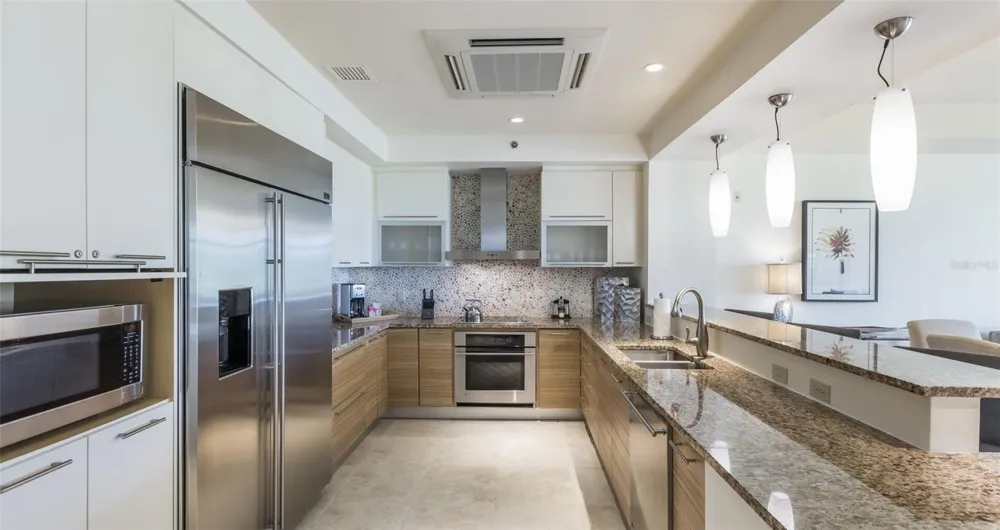 500 PLANTATION DR. #304 Dorado, PR 00646