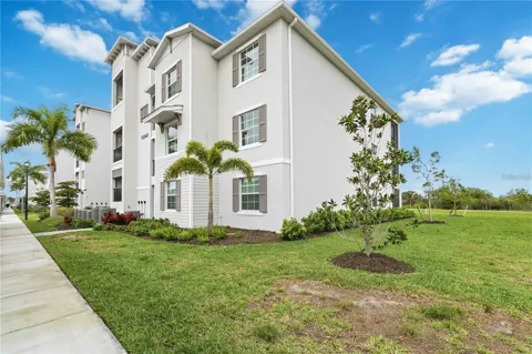 12240 WELLEN GOLF STREET #208