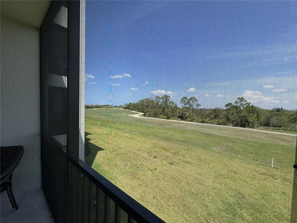 12240 WELLEN GOLF STREET #208 Venice, FL 34293