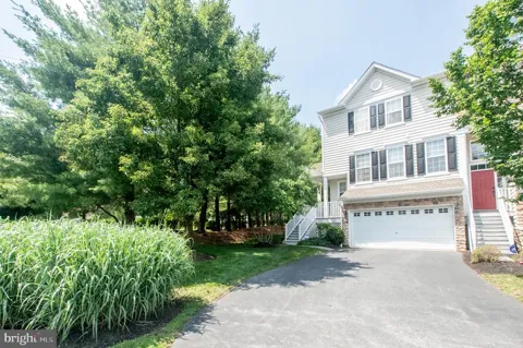 2749 WHITTLEBY COURT #25
