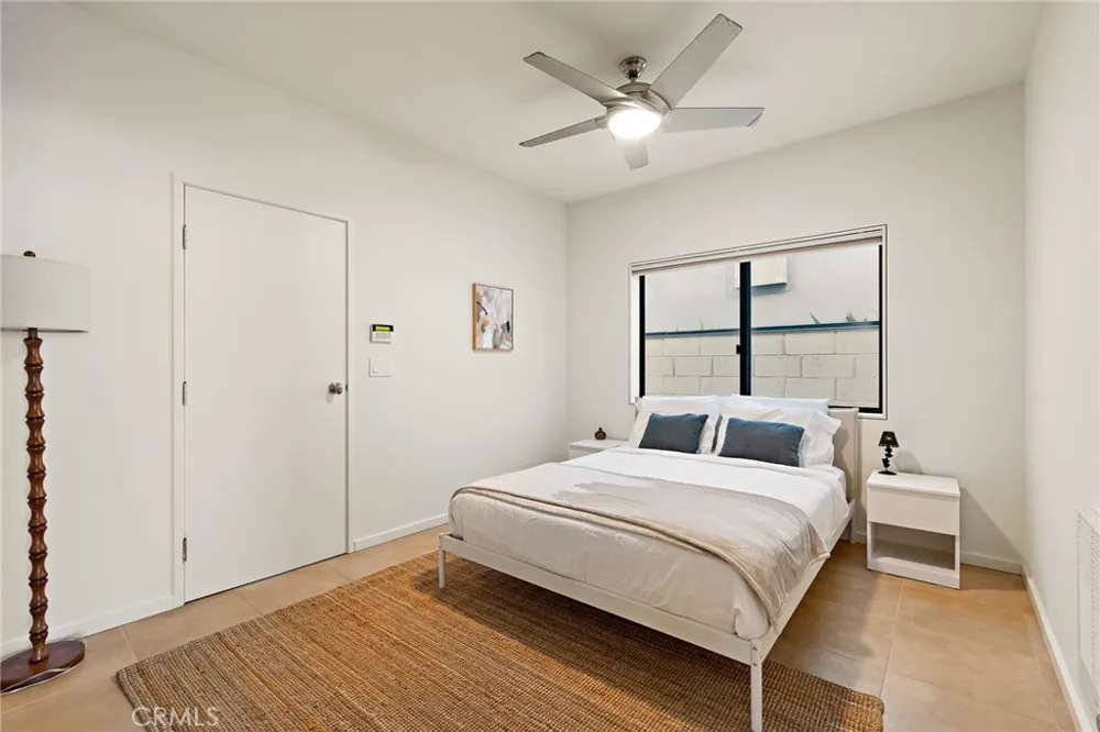 3009 Ocean Front Walk Venice, CA 90291