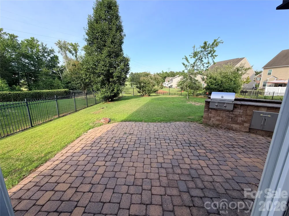 9281 Perseverance Drive Harrisburg, NC 28075