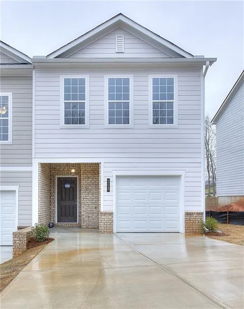 111 Greenview Court