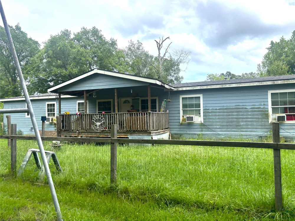 1615 Waskom Elysian Fields Road Waskom, TX 75692