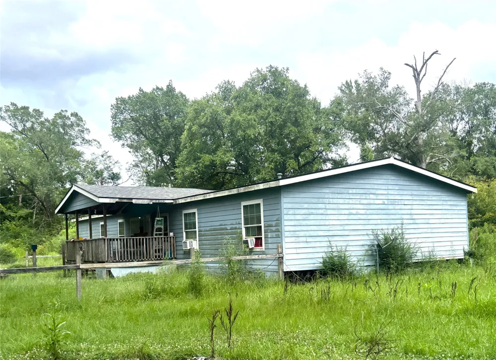 1615 Waskom Elysian Fields Road Waskom, TX 75692