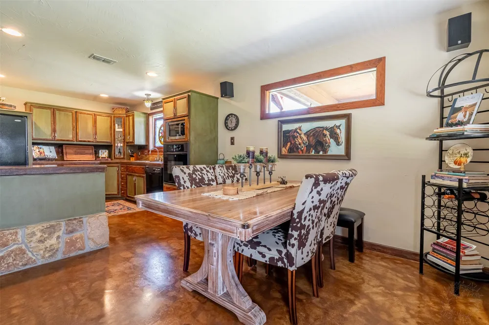 7744 Wd Court Lipan, TX 76462