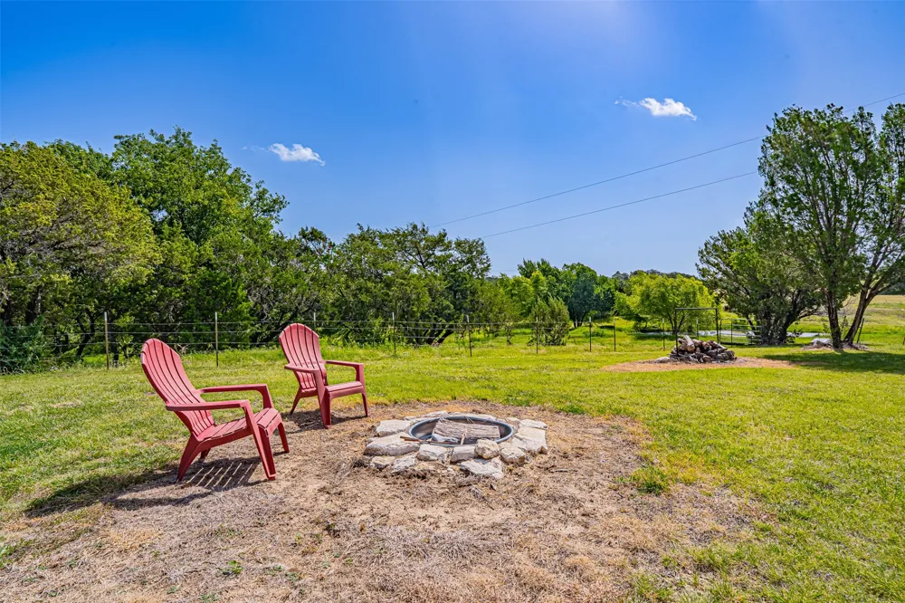 7744 Wd Court Lipan, TX 76462