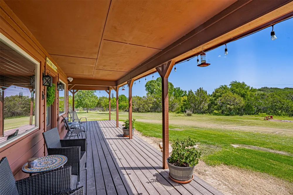 7744 Wd Court Lipan, TX 76462