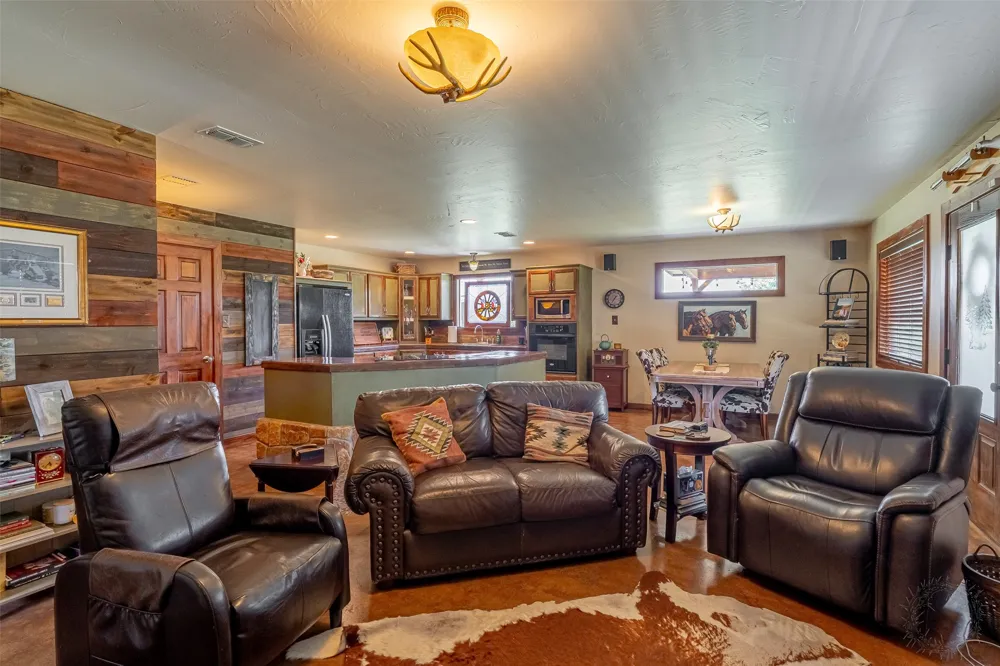 7744 Wd Court Lipan, TX 76462