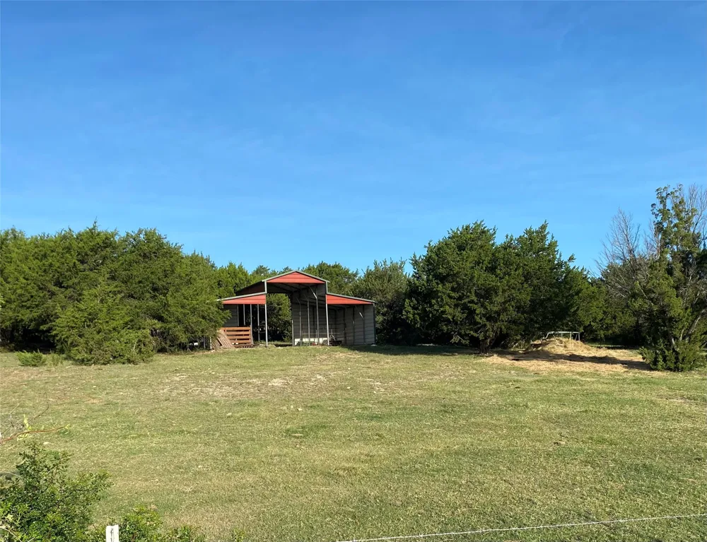 7744 Wd Court Lipan, TX 76462