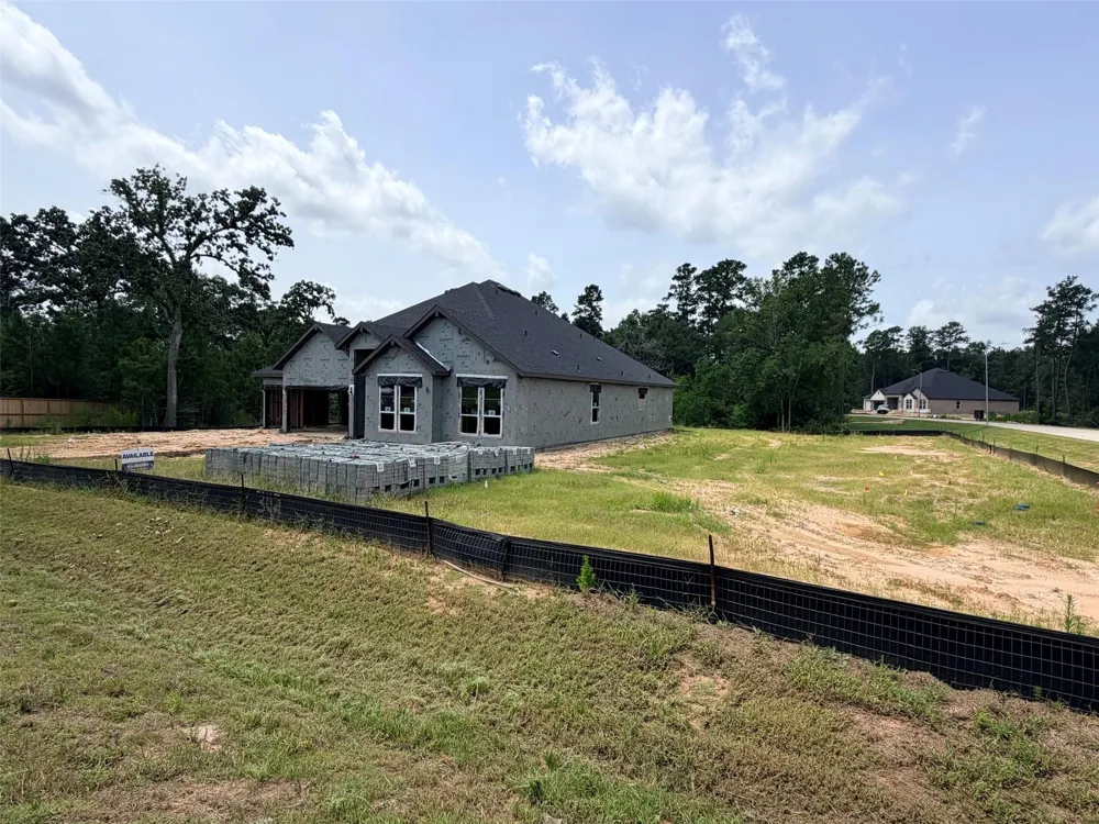 343 Louvenia Court Pinehurst, TX 77362