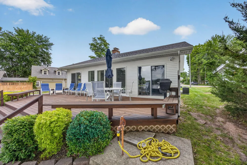 7837 Bay Meadow ##153 Canadian Lakes, MI 49346