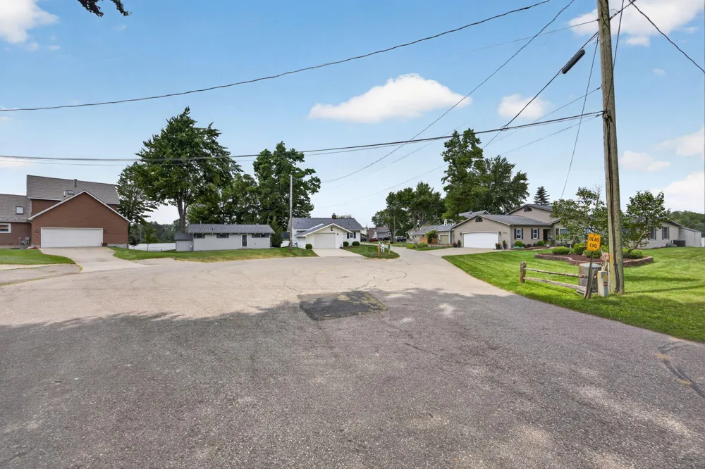 7837 Bay Meadow ##153 Canadian Lakes, MI 49346