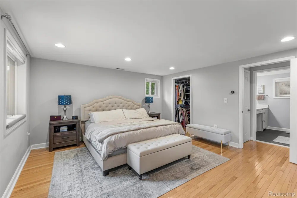 520 Byron Street Plymouth City, MI 48170