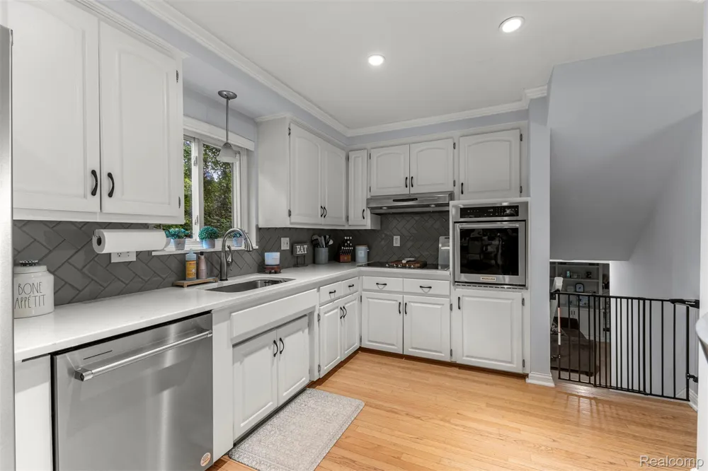 520 Byron Street Plymouth City, MI 48170