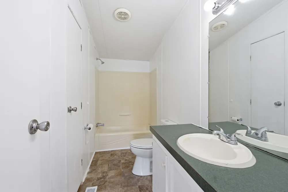 111 Jana Lane Hohenwald, TN 38462