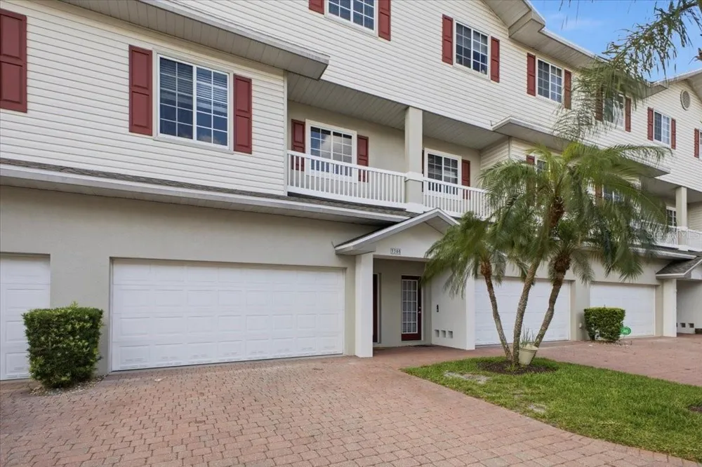 3305 10TH LANE W Palmetto, FL 34221