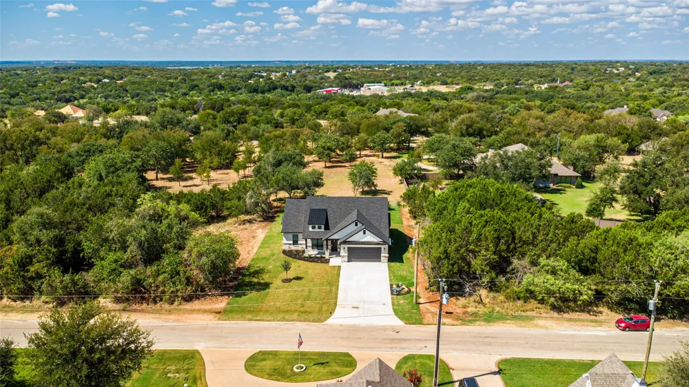 27027 Stonewood Drive Whitney, TX 76692