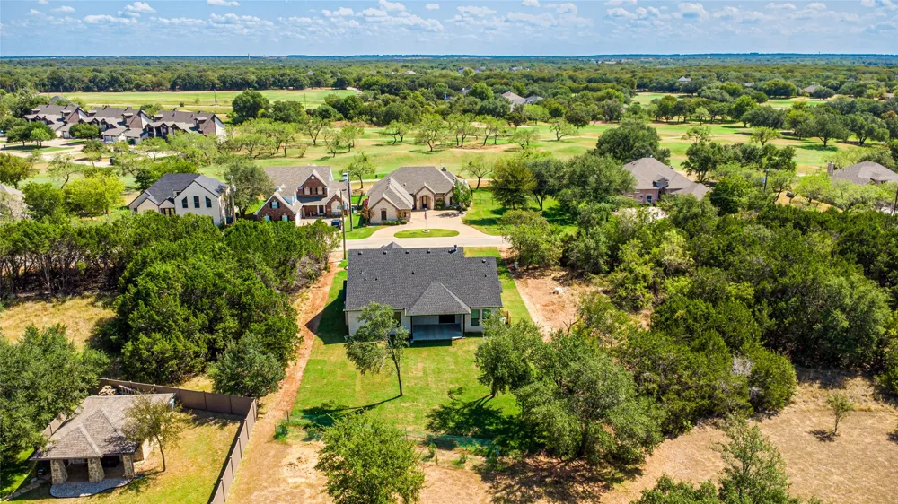 27027 Stonewood Drive Whitney, TX 76692