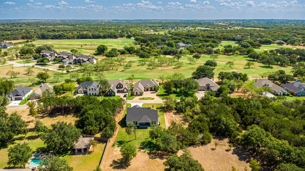 27027 Stonewood Drive Whitney, TX 76692