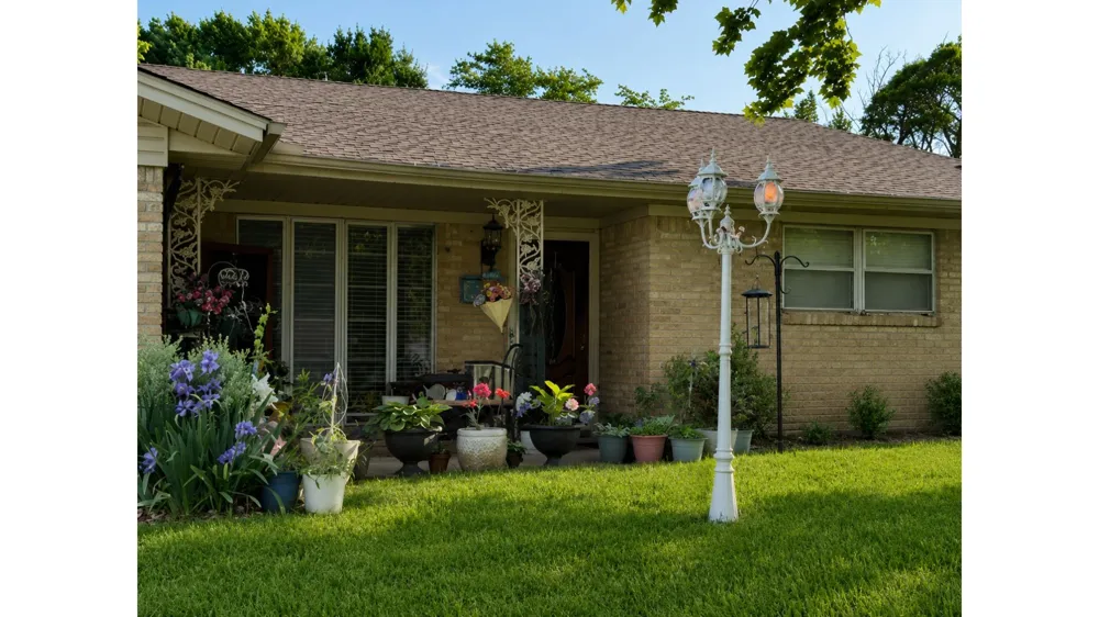 1911 Cypress Court Gainesville, TX 76240