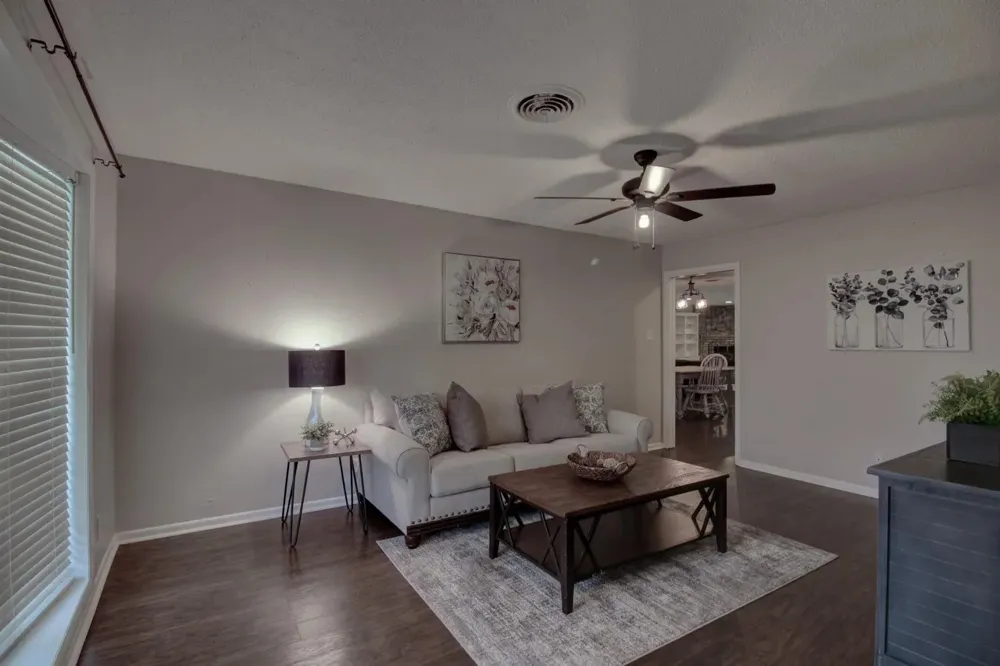 1911 Cypress Court Gainesville, TX 76240
