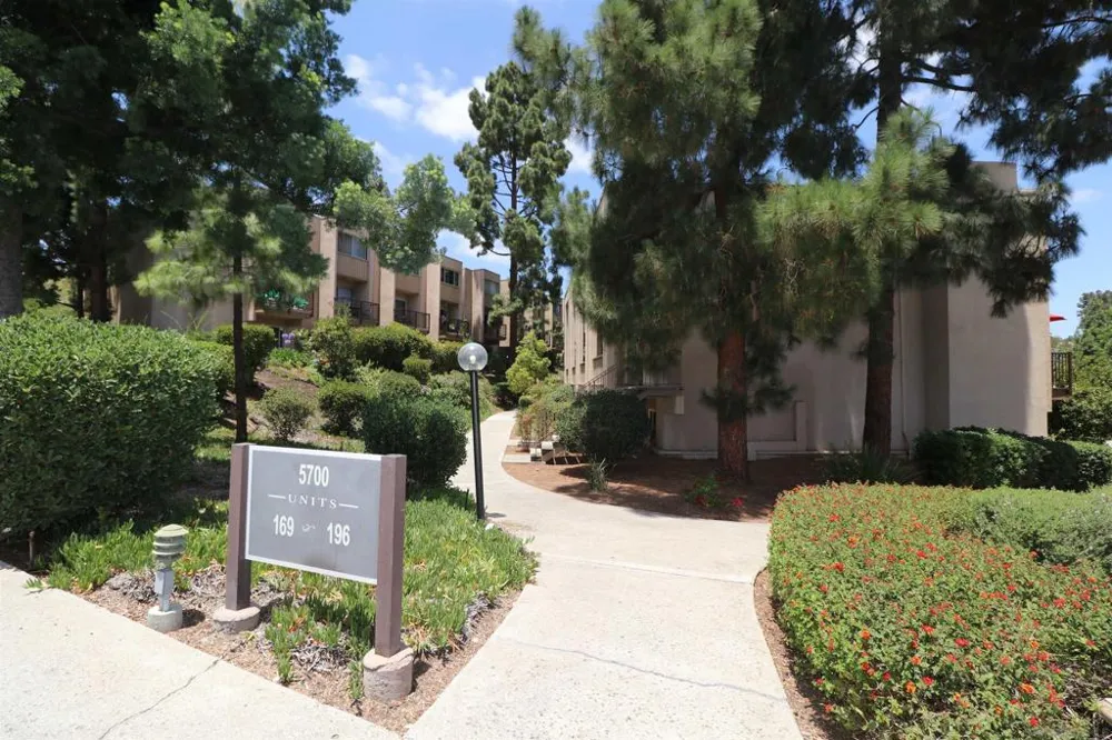 5700 Baltimore Dr #178 La Mesa, CA 91942