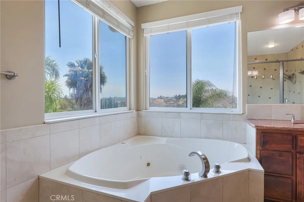 1303 Sycamore Heights Fallbrook, CA 92028