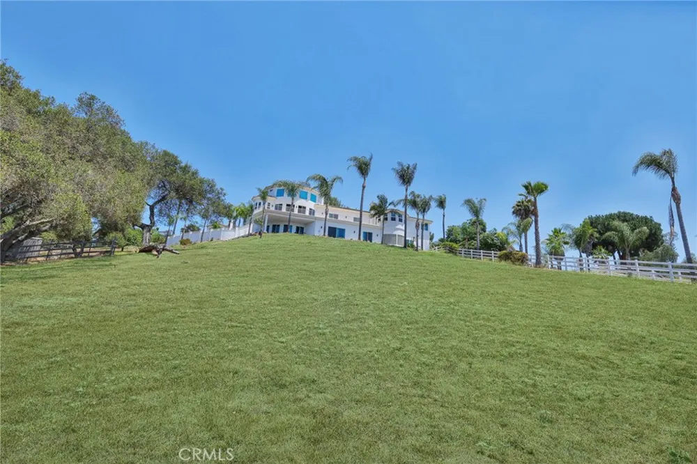 1303 Sycamore Heights Fallbrook, CA 92028