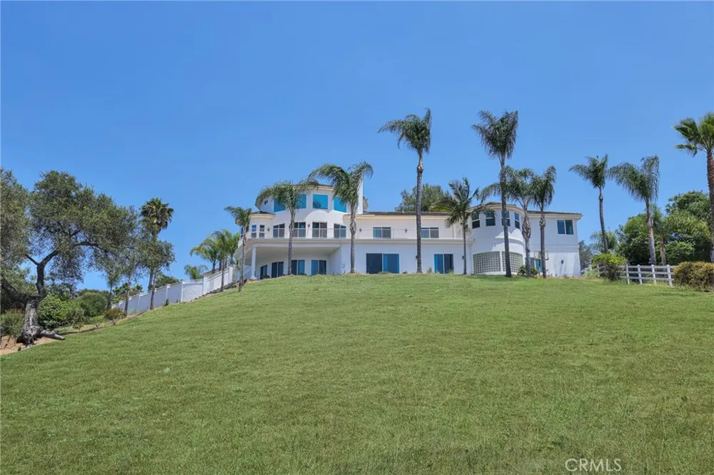 1303 Sycamore Heights Fallbrook, CA 92028